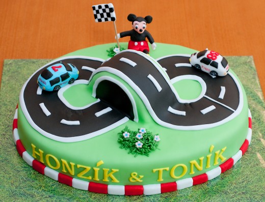 obrázek dortu - dort Autodráha