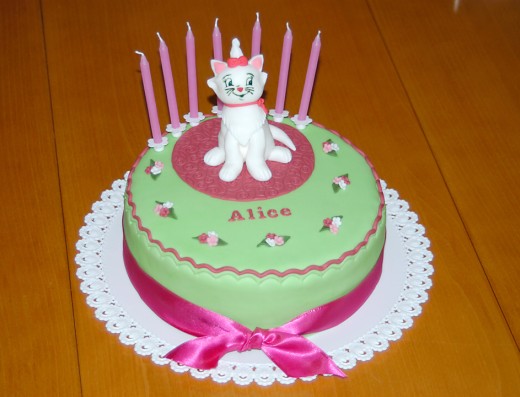 obrázek dortu - dort Dort s kočičkou a svíčkami