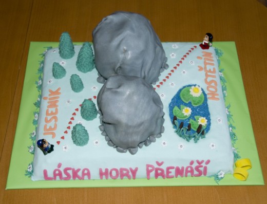 obrázek dortu - dort Láska hory přenáší