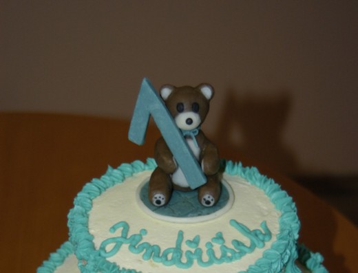 obrázek dortu - dort Dvouposchoďový s medvídkem
